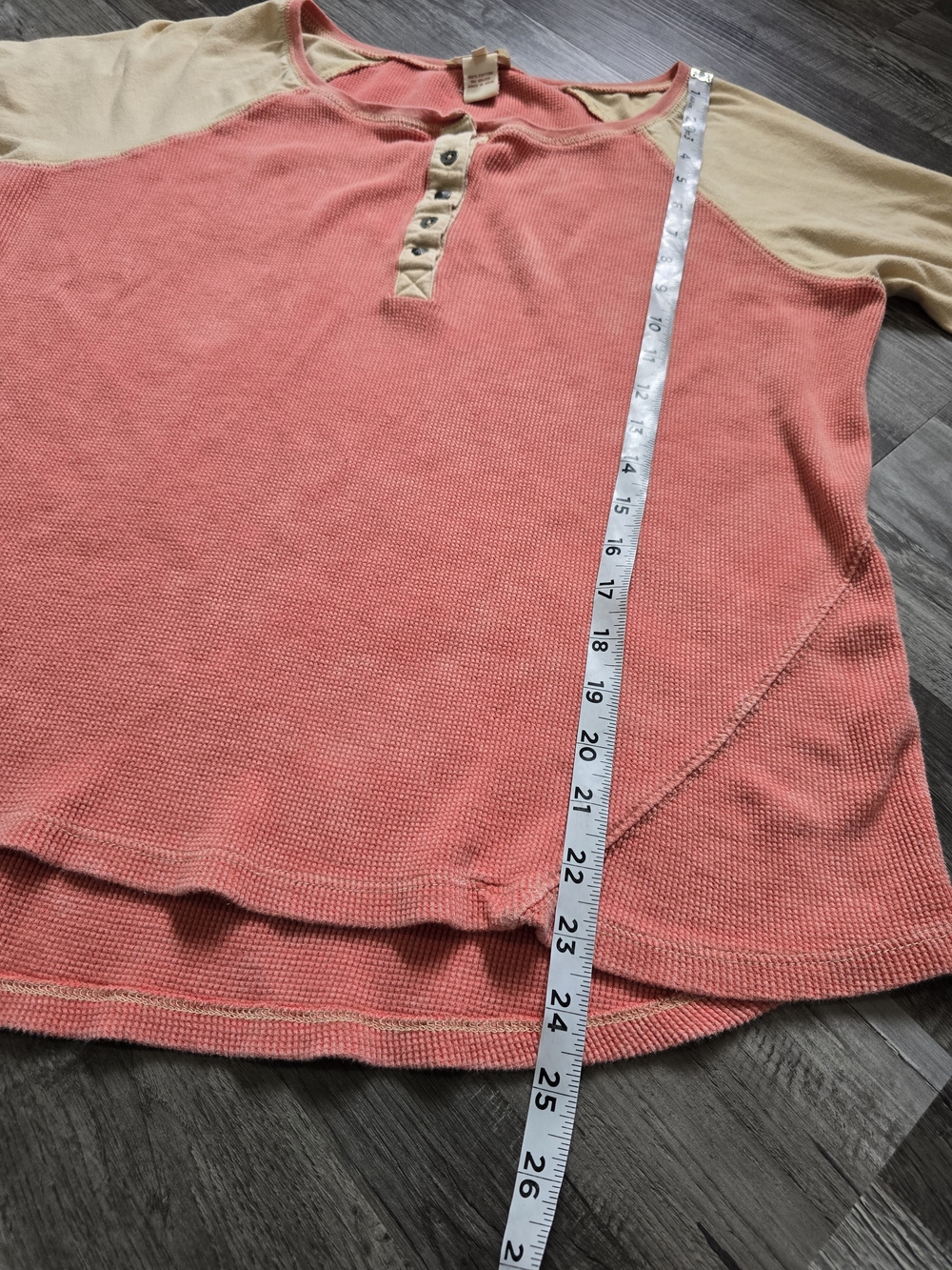 Sundance Henley Embroidered Sleeve Waffle Knit Thermal Top Size Large - Picture 7 of 11